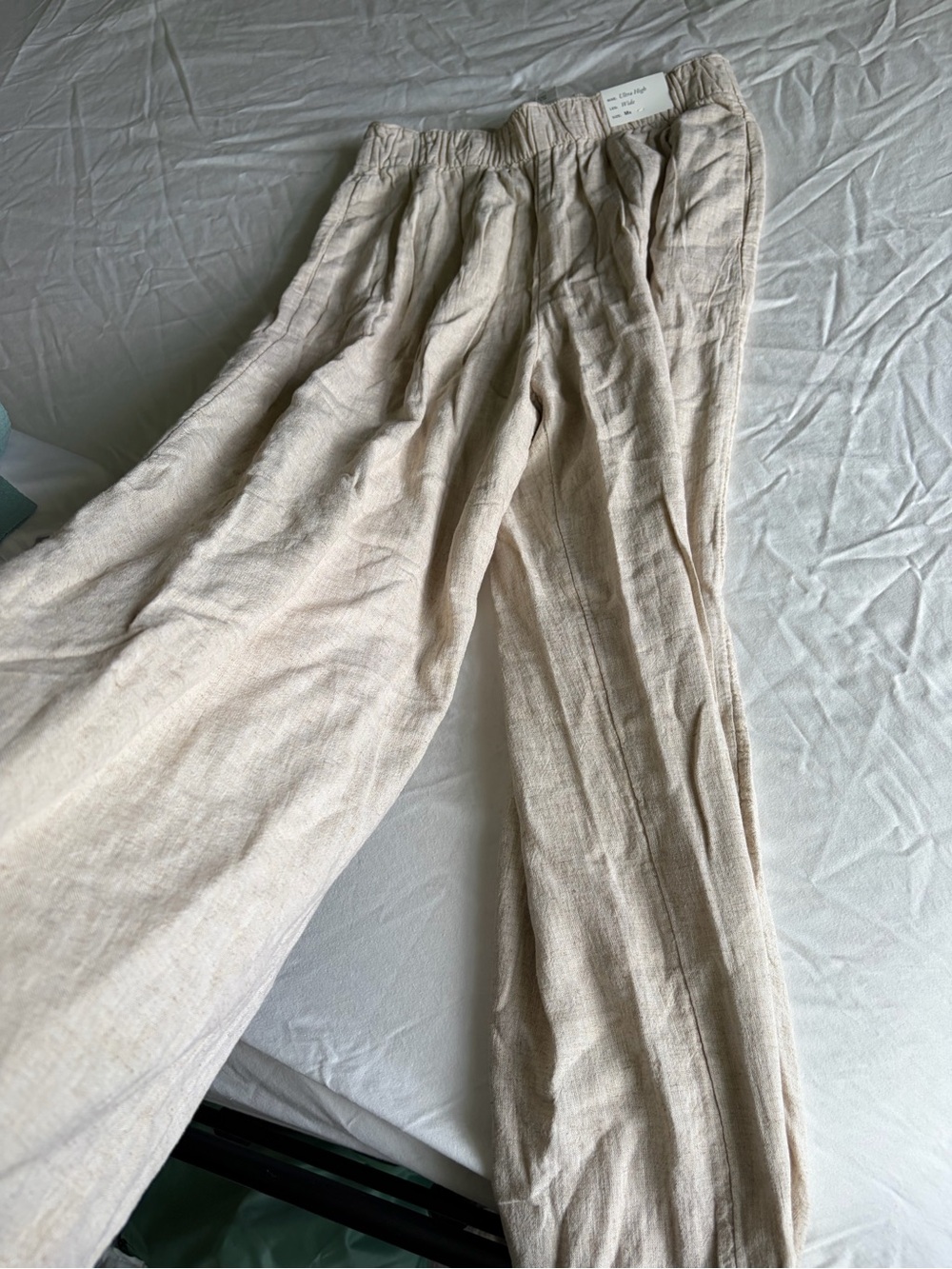 Abercrombie NWT Lightweight Linen-Blend Relaxed Pants in Natural